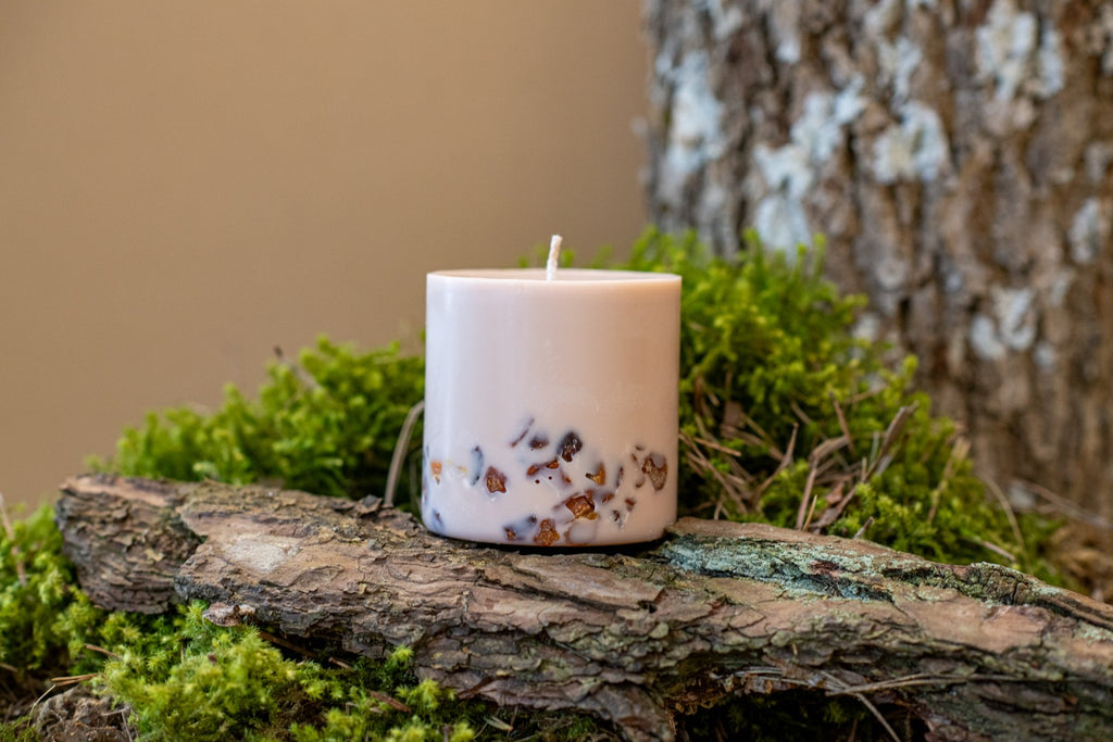 Bougie parfumée tilleul et miel en cire de soja, fleurs de tilleul dans la cire